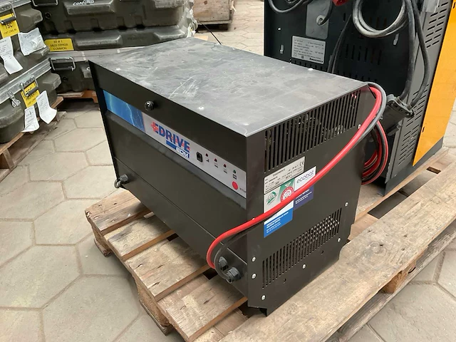 Edm 2480m.e acculader - afbeelding 3 van  5