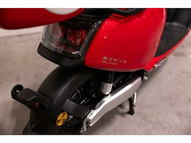 Edrive - milano - elektrische scooter - afbeelding 2 van  16