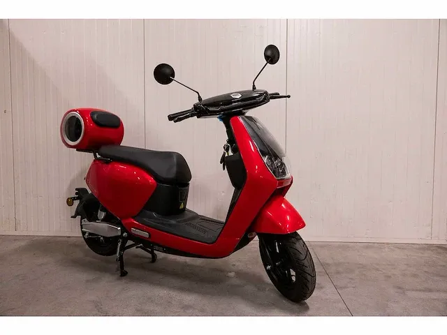 Edrive - milano - elektrische scooter - afbeelding 1 van  16