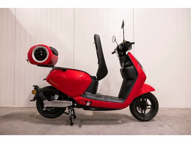 Edrive - milano - elektrische scooter - afbeelding 14 van  16