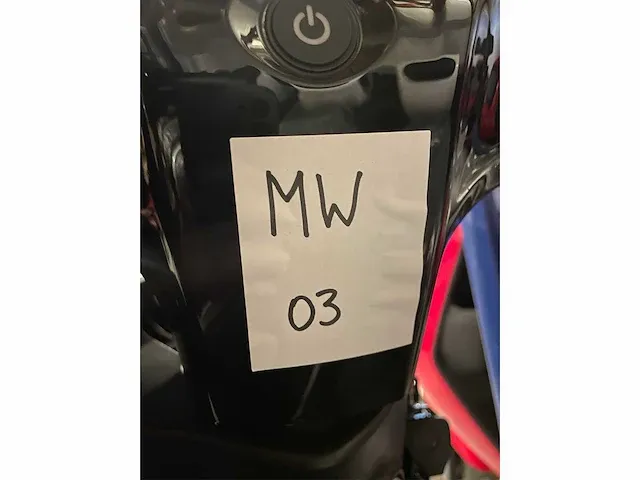 Edrive - milano - elektrische scooter - afbeelding 6 van  15