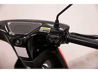 Edrive - milano - elektrische scooter - afbeelding 5 van  15