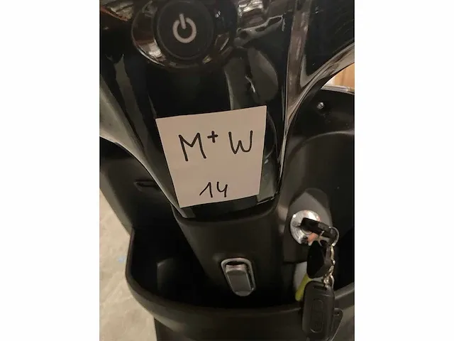 Edrive - milano - elektrische scooter - afbeelding 6 van  17
