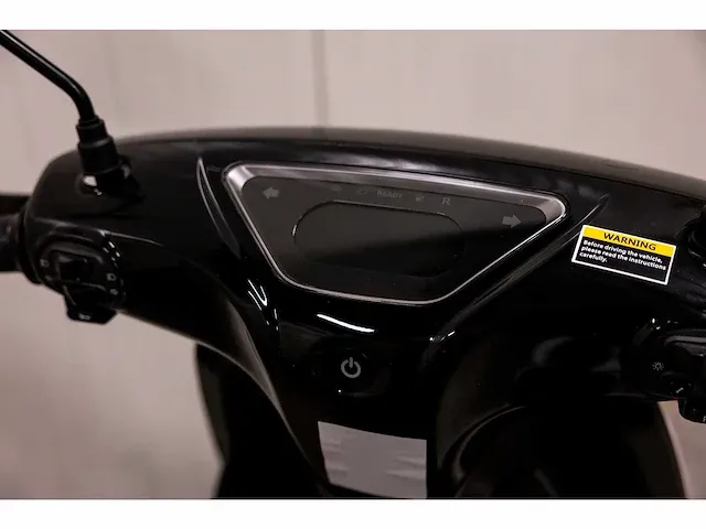 Edrive - milano - elektrische scooter - afbeelding 3 van  15