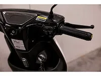 Edrive - milano - elektrische scooter - afbeelding 5 van  15