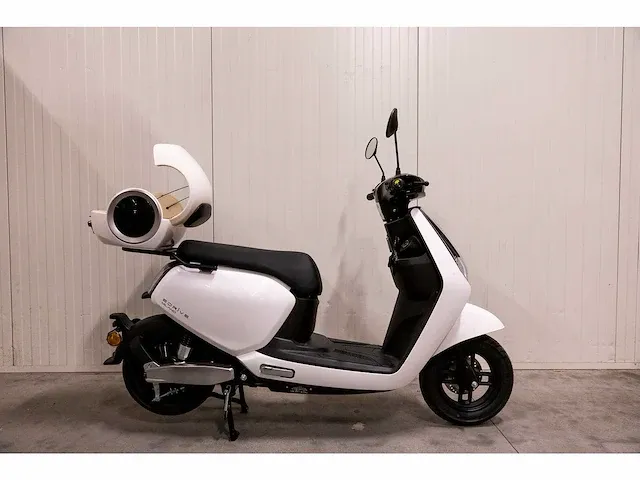 Edrive - milano - elektrische scooter - afbeelding 12 van  15