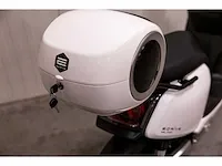 Edrive - milano - elektrische scooter - afbeelding 13 van  15