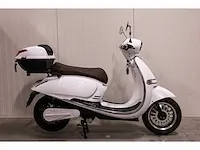 Edrive - torino - elektrische scooter - afbeelding 7 van  13