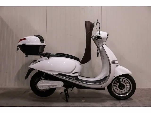 Edrive - torino - elektrische scooter - afbeelding 8 van  13