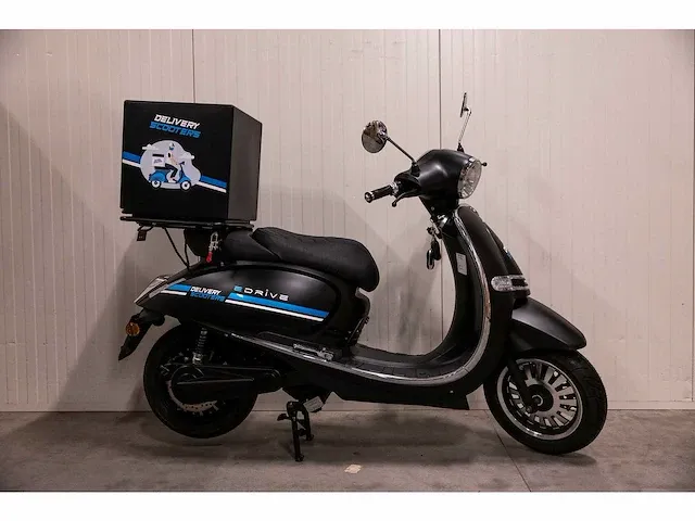 Edrive - torino - elektrische scooter - afbeelding 7 van  13
