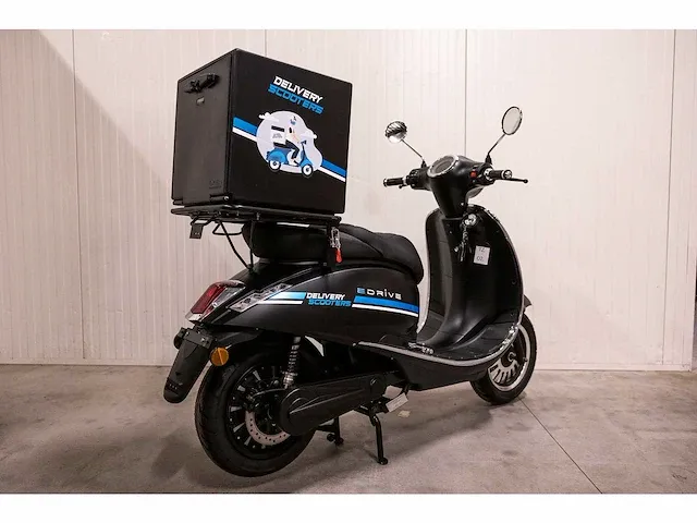 Edrive - torino - elektrische scooter - afbeelding 11 van  13