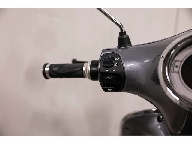Edrive - torino - elektrische scooter - afbeelding 4 van  14