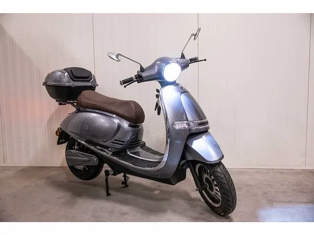 Edrive - torino - elektrische scooter - afbeelding 8 van  14
