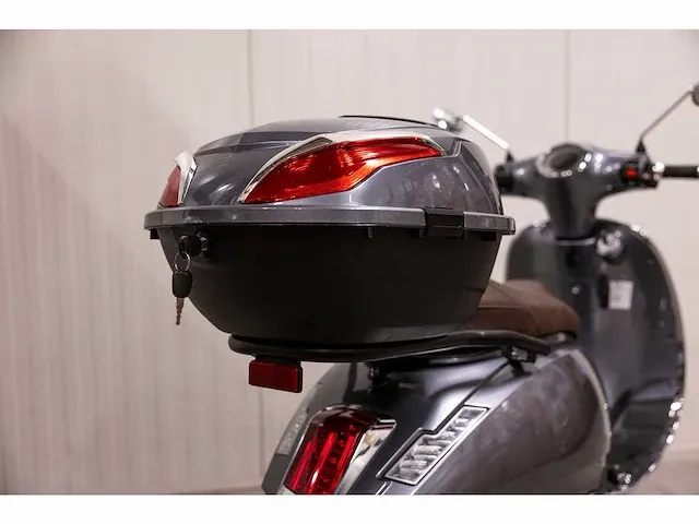 Edrive - torino - elektrische scooter - afbeelding 13 van  14
