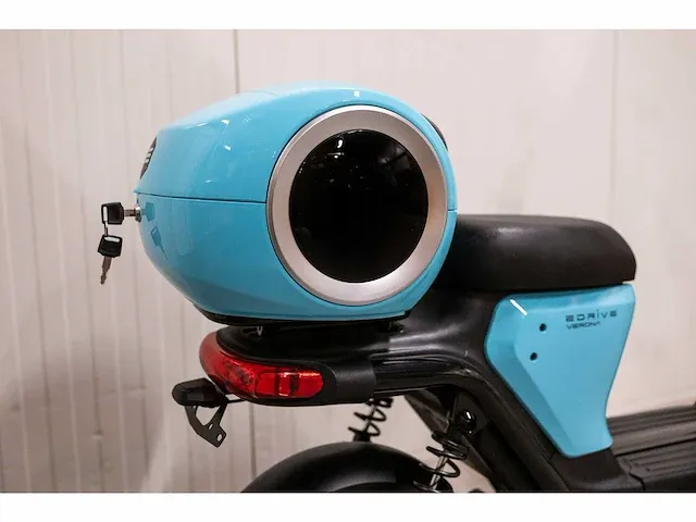 Edrive - verona - elektrische scooter - afbeelding 9 van  13