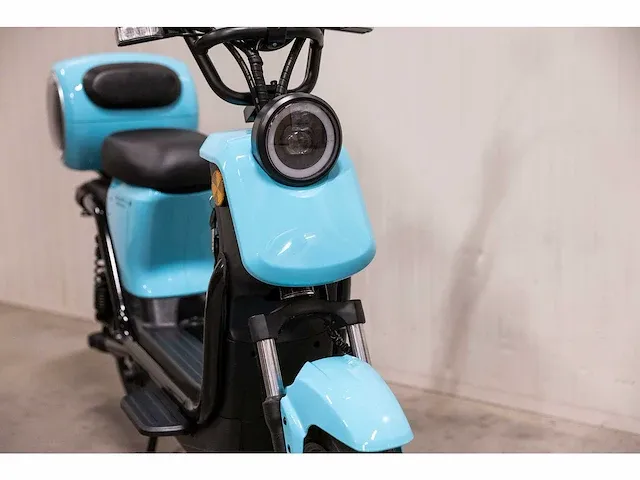 Edrive - verona - elektrische scooter - afbeelding 11 van  13