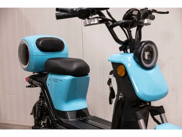 Edrive - verona - elektrische scooter - afbeelding 12 van  13