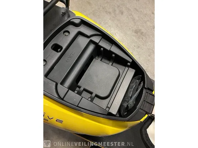 Edrive cargo 2 elektrische scooter geel - afbeelding 4 van  17