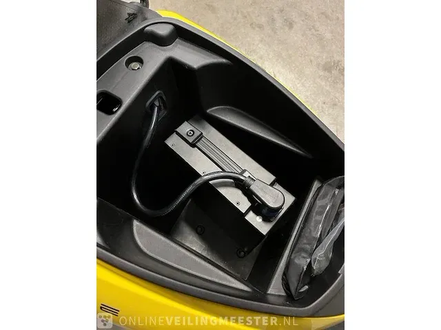 Edrive cargo 2 elektrische scooter geel - afbeelding 5 van  17