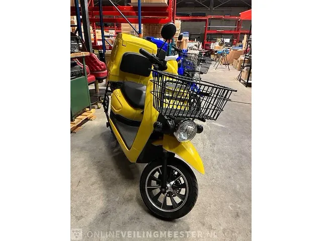 Edrive cargo 2 elektrische scooter geel - afbeelding 8 van  17