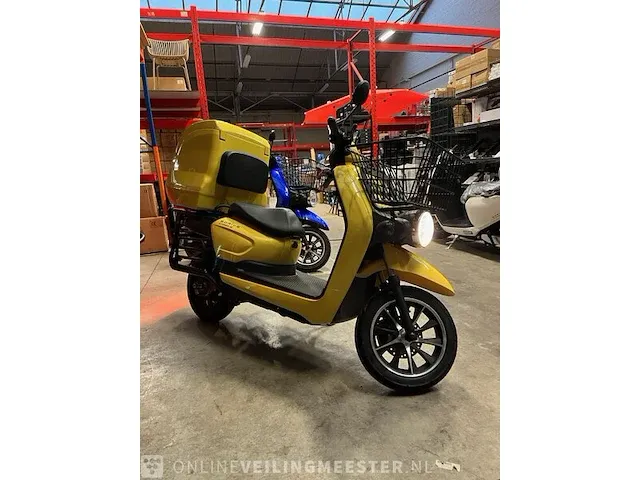 Edrive cargo 2 elektrische scooter geel - afbeelding 10 van  17