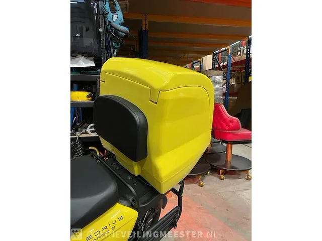 Edrive cargo 2 elektrische scooter geel - afbeelding 11 van  17