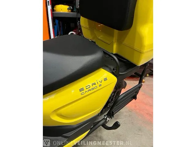 Edrive cargo 2 elektrische scooter geel - afbeelding 12 van  17