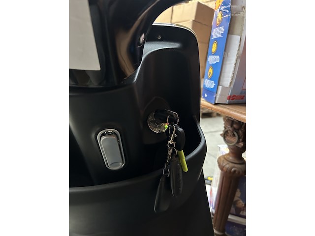 Edrive elektrische scooter 25 km p/u wit - afbeelding 7 van  8