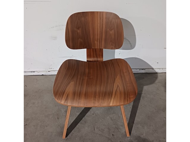 Eetkamerstoel, replica, eames dcw, walnoot, zwart - afbeelding 3 van  5