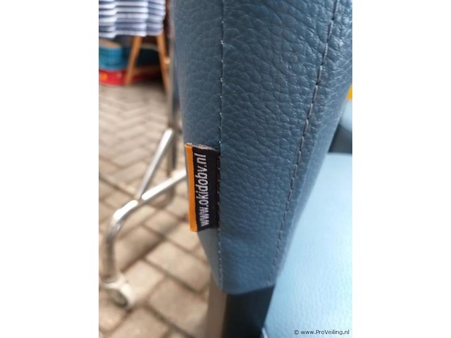 Eetkamerstoelen ( horeca stoelen - lederen zitting - 6 stuks - afbeelding 4 van  6