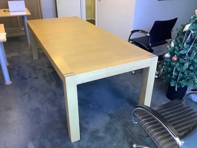 Eetkamertafel - vergadertafel - afbeelding 1 van  4