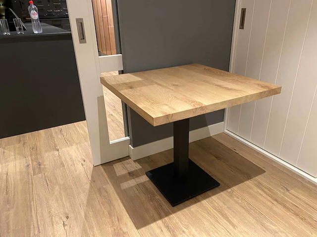 Eetkamertafel 80x80 cm - afbeelding 2 van  2