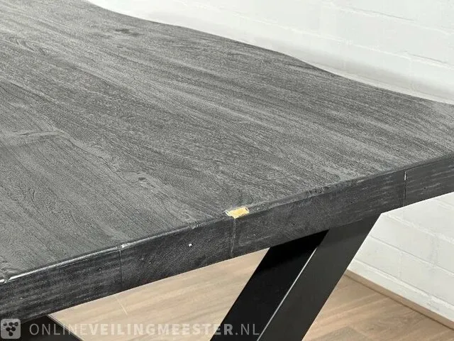 Eetkamertafel – acaciahout – zwart x – poten - afbeelding 2 van  6