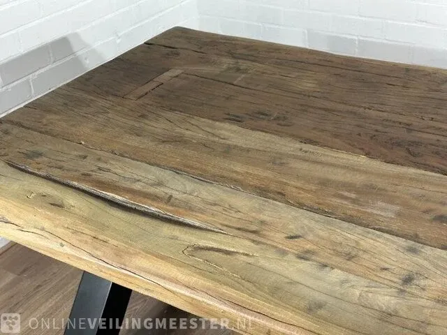 Eetkamertafel – acaciahout – zwart x – poten - afbeelding 2 van  7