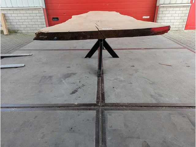Eetkamertafel, boomstam 350 cm. - afbeelding 2 van  5