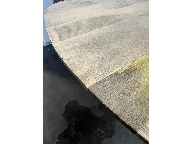 Eetkamertafel mango deens ovaal met spinpoot, by fonq - afbeelding 3 van  8