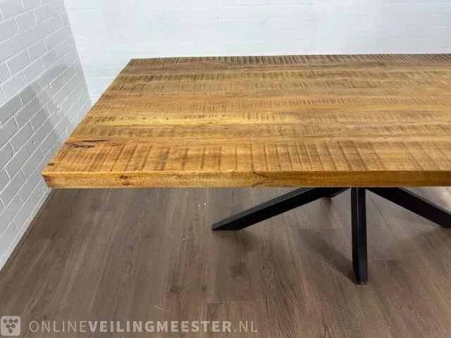 Eetkamertafel – mangohout – zwart metalen spinpoot - afbeelding 5 van  7