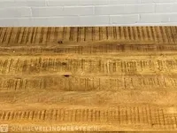Eetkamertafel – mangohout – zwart metalen spinpoot - afbeelding 7 van  7