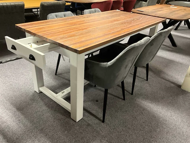 Eetkamertafel met 4 stoelen 60x57x82cm, zithoogte 47cm, tafel heeft 2x lade aan de kopse kant. - afbeelding 6 van  13