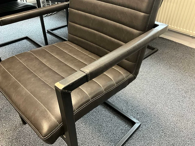 Eetkamertafel met 4 stoelen - afbeelding 6 van  10
