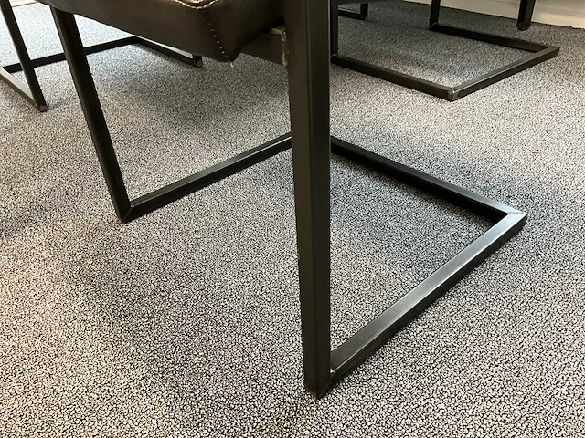 Eetkamertafel met 4 stoelen - afbeelding 7 van  10