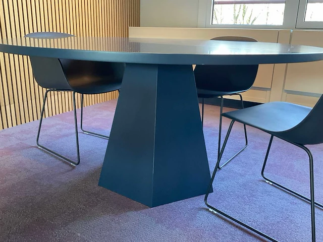 Eetkamertafel met 4 stoelen - afbeelding 3 van  4
