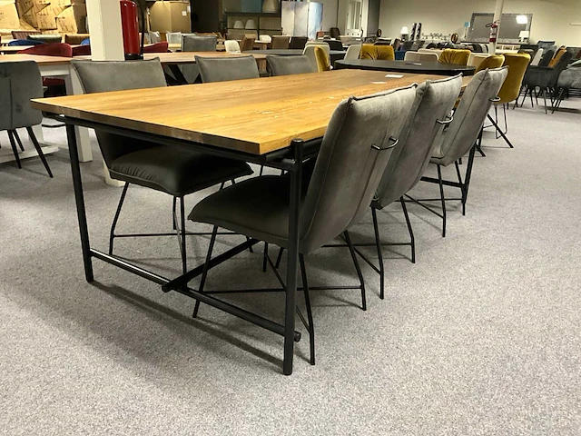 Eetkamertafel met 6 stoelen - afbeelding 1 van  10