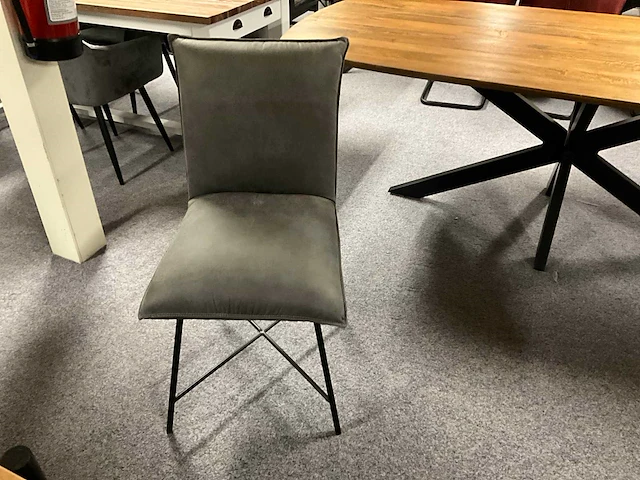 Eetkamertafel met 6 stoelen - afbeelding 8 van  10