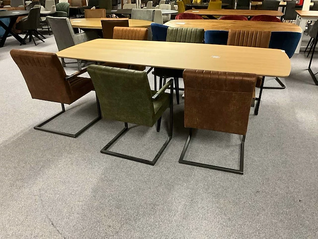 Eetkamertafel met 6 stoelen - afbeelding 4 van  10