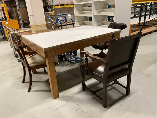 Eetkamertafel met 8 stoelen (3x) - afbeelding 4 van  7