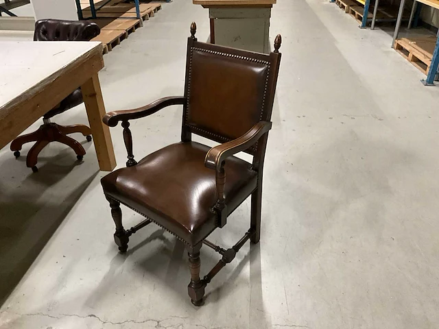 Eetkamertafel met 8 stoelen (3x) - afbeelding 5 van  7