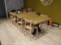 Eetkamertafel met 8x stoel - afbeelding 1 van  10