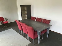 Eetkamertafel met stoelen, buffetkast - afbeelding 1 van  5