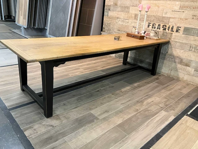 Eetkamertafel met stoelen - afbeelding 2 van  9